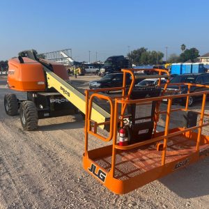 2016 JLG  400S
