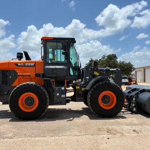 2024 DEVELON DL220-7