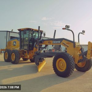 2018 DEERE 770GP